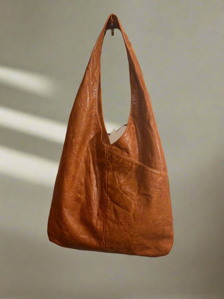 Sample Sale #52 Washed lamb skin Hobo