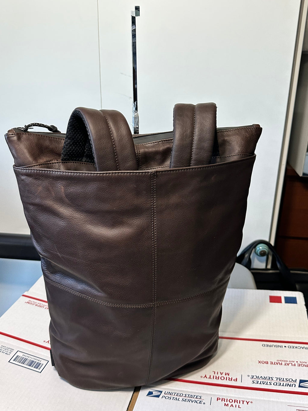 SAMPLE SALE #27 100% leather ECLIPX convertible Tote /Backpack