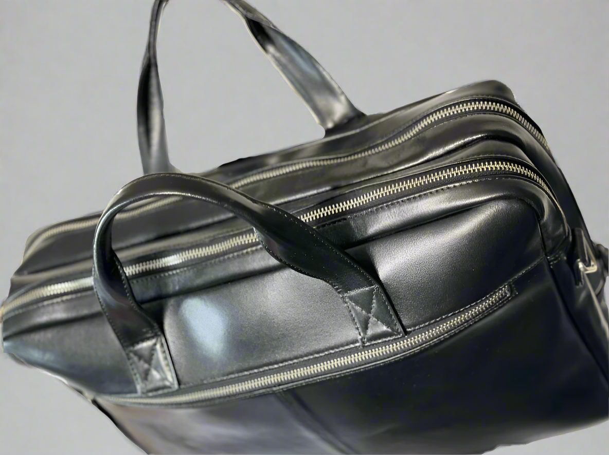 Sample Sale #36 Brikmond 100% leather polished cow  Executive 1 briefcase