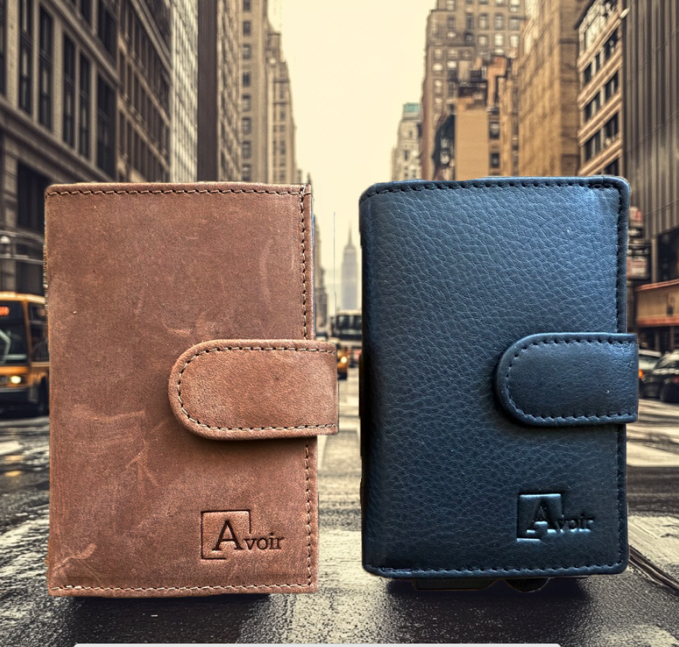 Smart Wallet by Avoir 100% leather